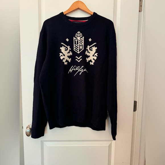 Tommy Hilfiger Sweater - Picture 1 of 4